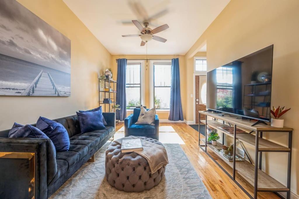 Lovely 2 Bed 3 Miles From Dt W Free Parking Chicago Zewnętrze zdjęcie